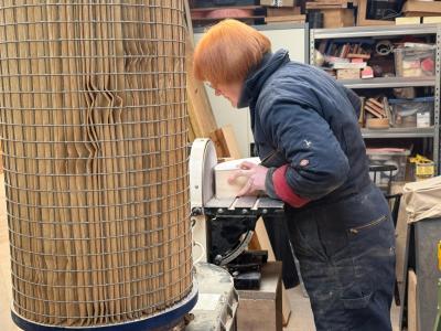 Click to enlarge Highslide JS