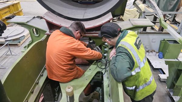 Click to enlarge Highslide JS