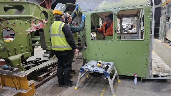 Click to enlarge Highslide JS